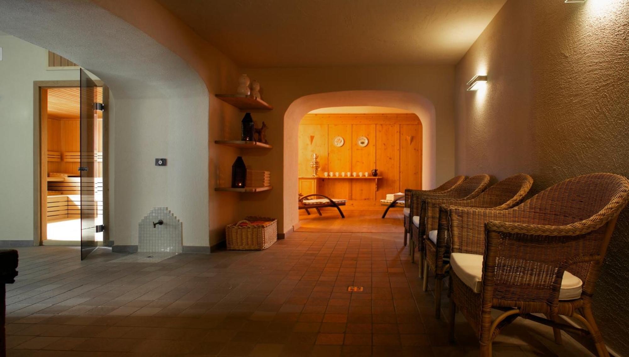 Hotel Costabella ปาสโซซานเพลเลกริโน ภายนอก รูปภาพ